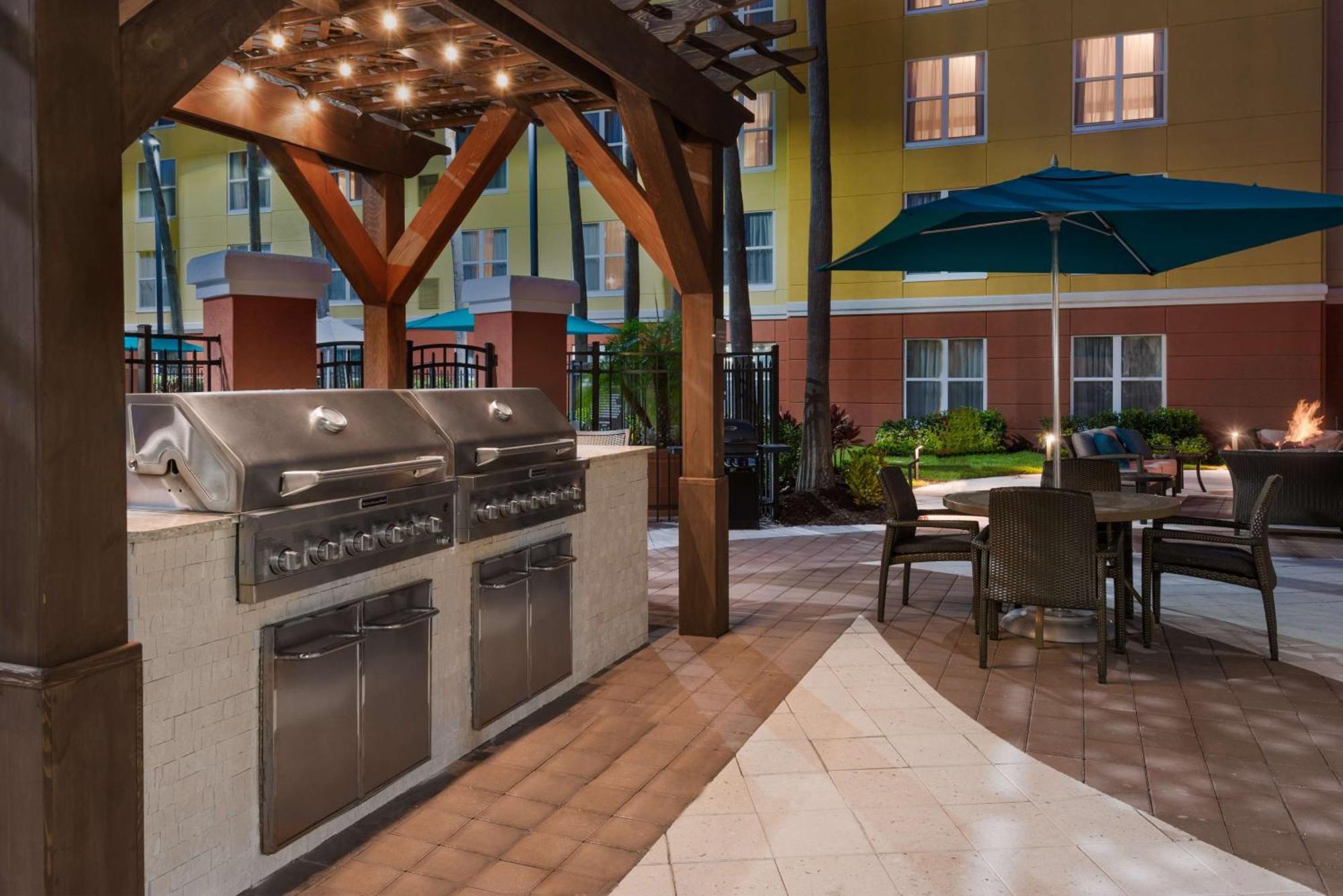 Homewood Suites By Hilton Orlando-Ucf Area Alafaya Екстер'єр фото