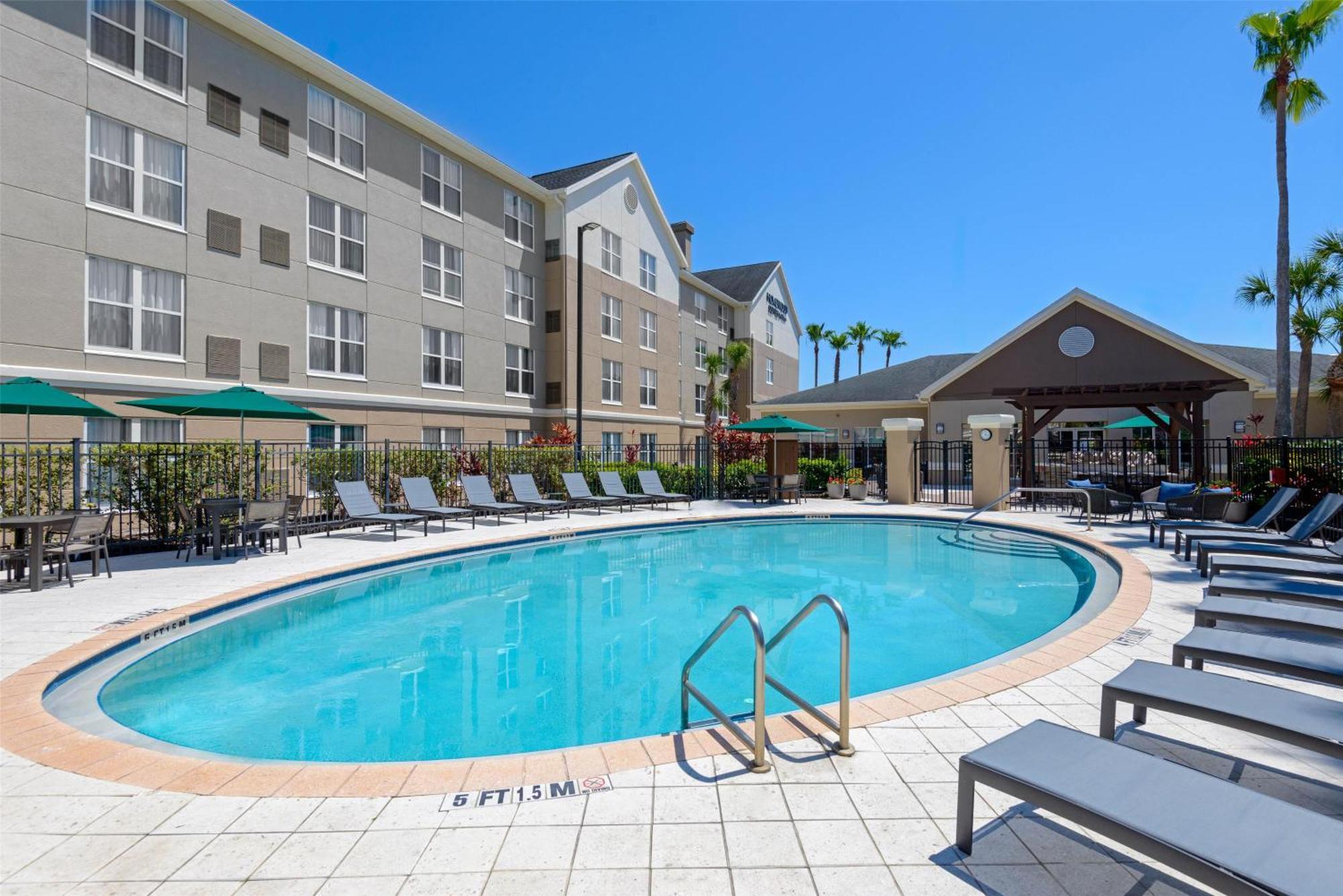 Homewood Suites By Hilton Orlando-Ucf Area Alafaya Екстер'єр фото